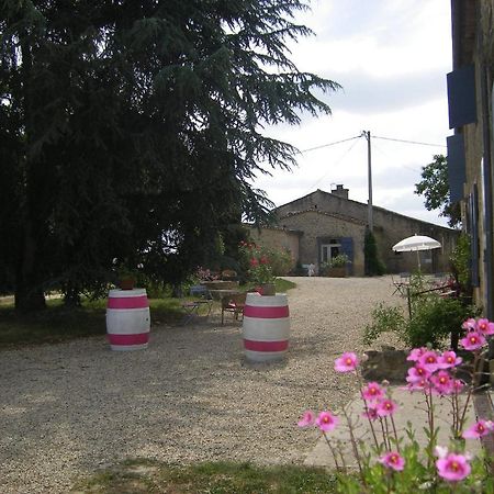 Chateau De Crecy Bed & Breakfast Romagne  Exterior photo